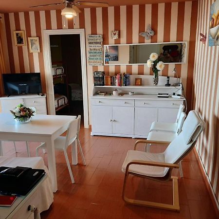 Apartamento Las Brisas Apartman Cádiz Kültér fotó