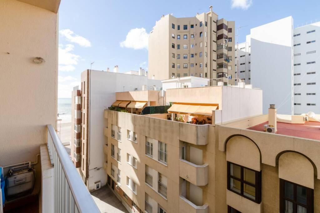 Apartamento Las Brisas Apartman Cádiz Kültér fotó